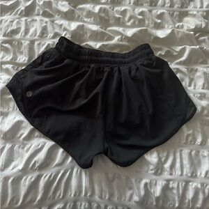 Lululemon hotty hot 2.5 inch low rise